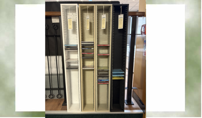 1 White, 1 Stone, 1 Canvas And 1 Black